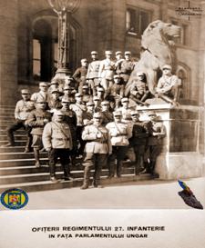 8 Ofiterii Reg 27 Infanterie la Parlamentul Ungariei - Armata Romana la Budapesta Foto Roncea Ro - Ziaristi Online - Arhivele Nationale