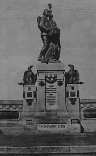 Imagini pentru Monumentul Unirii de la CernÄuÈi (1924) photos